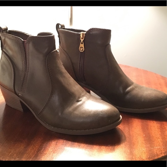 Women’s Guess Ankle Boots - Picture 2 of 4